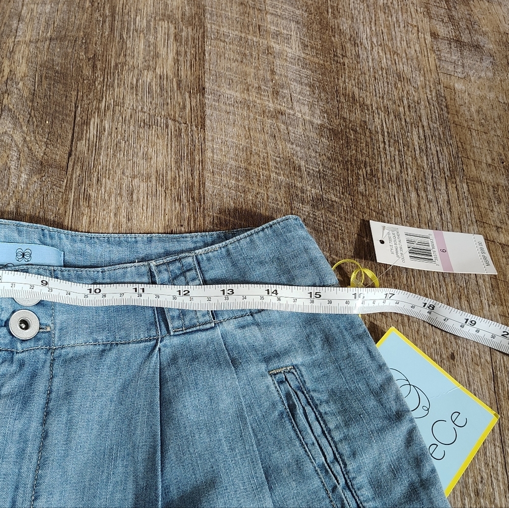 CeCe Pleated Tie Waist Cropped Denim Pants Womens Size 6 NWT - Picture 5 of 9